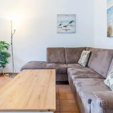 Appartement Haus Luisa 2 *