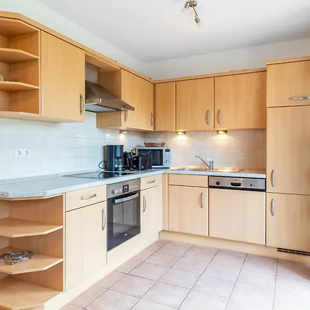 Appartement Haus Luisa 2 *